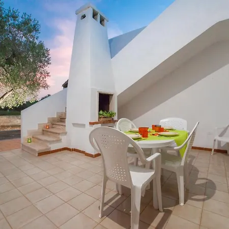 Casa de Férias Francesca Con Giardino Torre Colimena